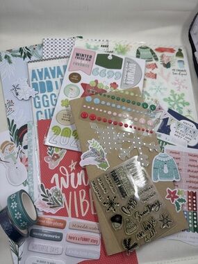 Cocoa Daisy-Dec Holiday Memory Keeping Kit *Used 20+pcs Planner stationary